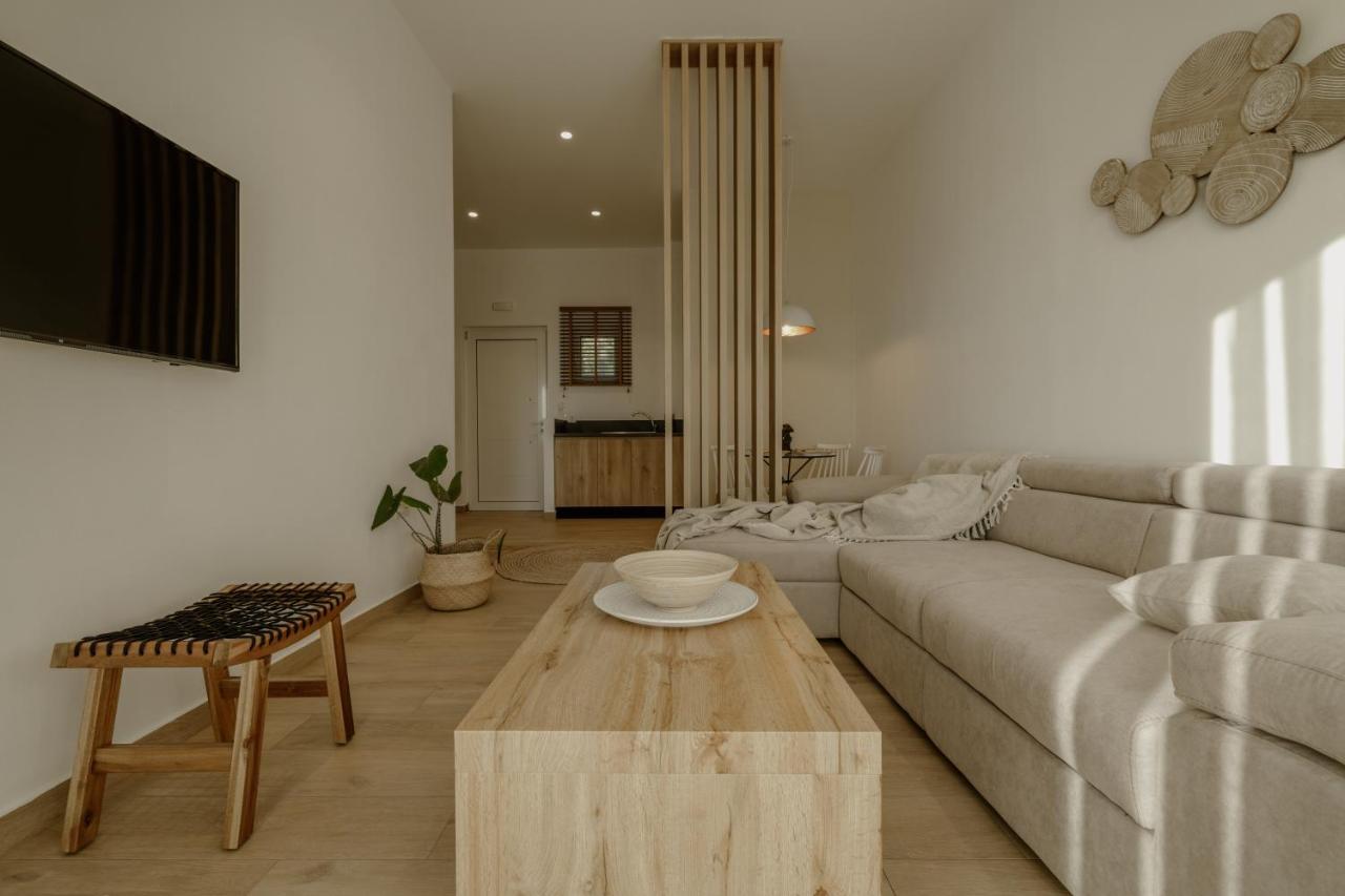 Casa Costa Suites Kanali  Esterno foto